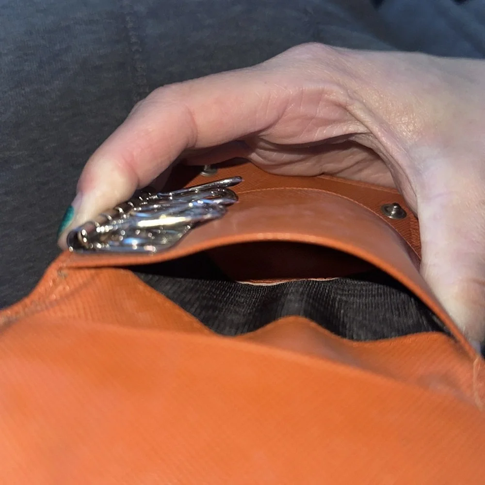 Prada Milano Orange 6 key Leather key holder silver hardware - Picture 11 of 14